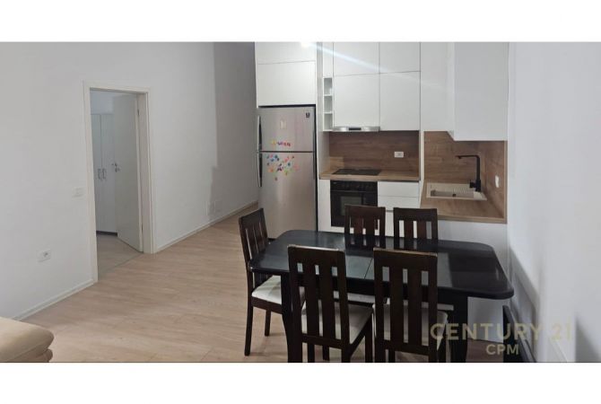 Shtepi me qera 2+1 ne Tirane - 520 Euro