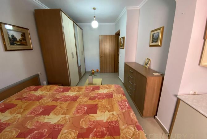Shtepi me qera Apartament ne Tirane, 1+1, Mobilimi E mobiluar, Pagesa 500  Euro.