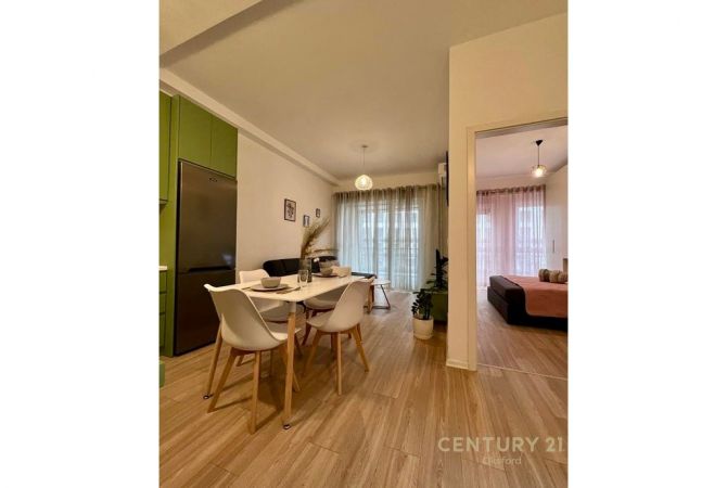 Shtepi me qera Apartament ne Tirane, 1+1, Mobilimi E mobiluar, Pagesa 600  Euro.