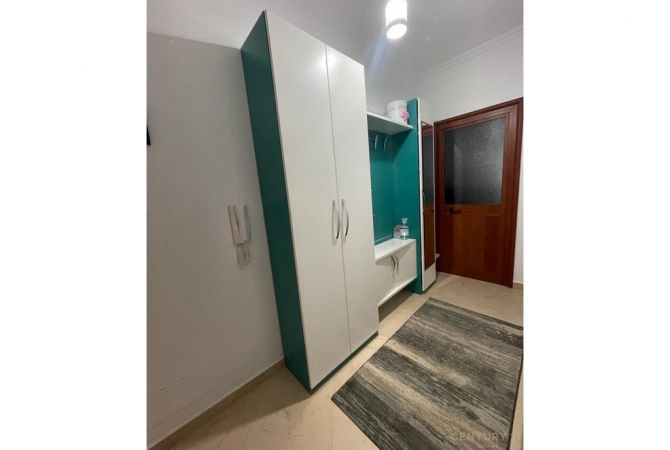 Shtepi me qera Apartament ne Tirane, 1+1, Mobilimi E mobiluar, Pagesa 500  Euro.