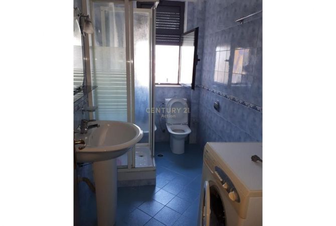 Shtepi me qera Apartament ne Tirane, 1+1, Mobilimi E mobiluar, Pagesa 550  Euro.