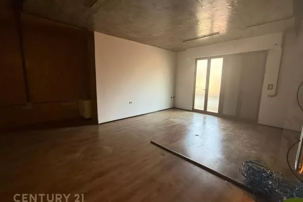 Jepen zyra me qira tek Myslym Shyri!