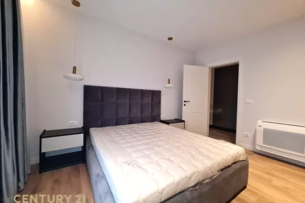 Shtepi me qera Vila Luksoze ne Tirane, 2+1, Mobilimi E mobiluar, Pagesa 3,000  Euro.