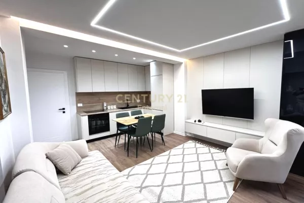 Shtepi me qera 2+1 ne Tirane - 1,000 Euro