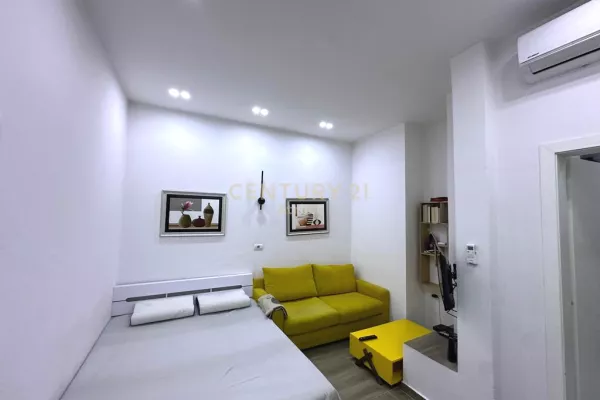 Shtepi me qera Garsoniere ne Tirane - 320 Euro