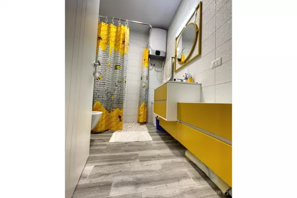 Shtepi me qera Apartament ne Tirane, 2+1, Mobilimi E mobiluar, Pagesa 650  Euro.