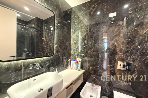 Shtepi me qera Apartament ne Tirane, 2+1, Mobilimi E mobiluar, Pagesa 3,000  Euro.