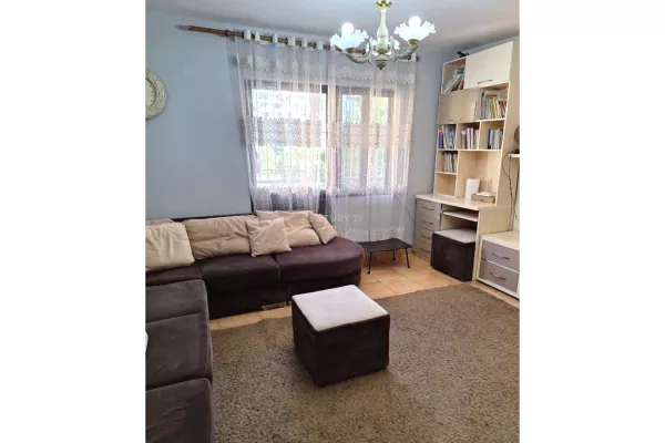 Shtepi me qera 2+1 ne Tirane - 550 Euro