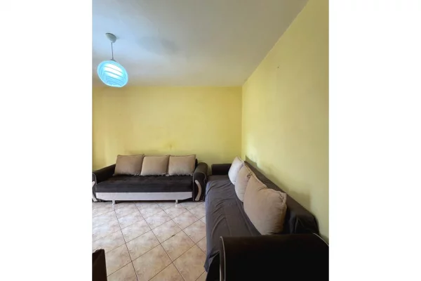 Shtepi me qera 1+1 ne Tirane - 350 Euro