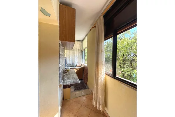 Shtepi me qera 1+1 ne Tirane - 350 Euro