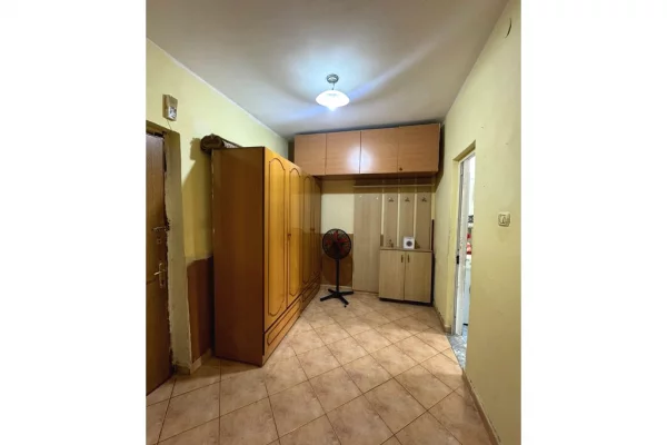 Shtepi me qera Apartament ne Tirane, 1+1, Mobilimi E mobiluar, Pagesa 350  Euro.