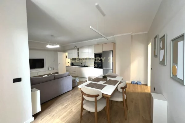 Shtepi me qera 1+1 ne Tirane - 1,200 Euro