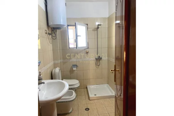 Shtepi me qera Apartament ne Tirane, 1+1, Mobilimi E mobiluar, Pagesa 420  Euro.