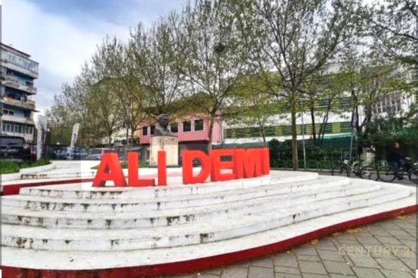 Shtepi ne shitje 1+1 ne Tirane - 95,000 Euro