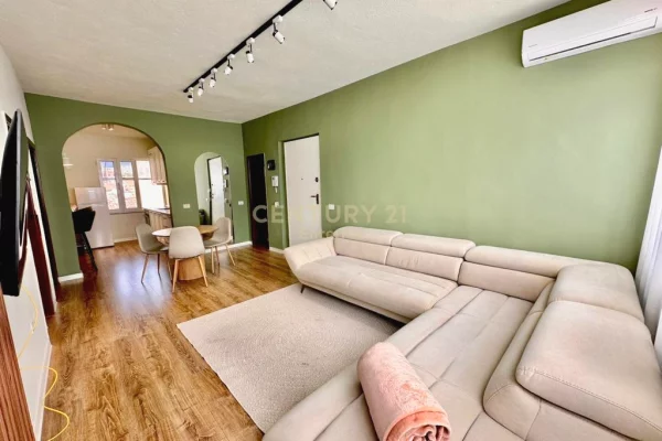 Shtepi me qera 2+1 ne Tirane - 850 Euro