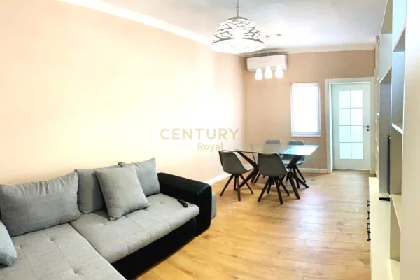 Casa in affitto 2+1 a Tirana - 800 Euro