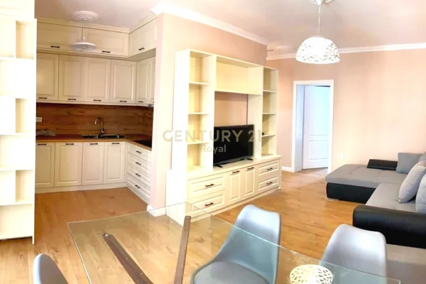 Casa in affitto 2+1 a Tirana - 800 Euro