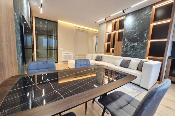 Shtepi me qera 2+1 ne Tirane - 1,500 Euro