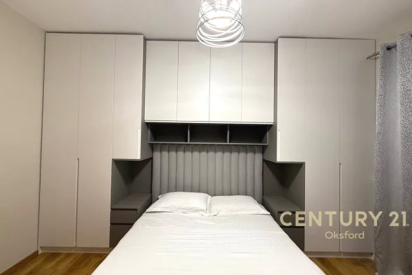 Shtepi me qera Apartament ne Tirane, 2+1, Mobilimi E mobiluar, Pagesa 1,200  Euro.