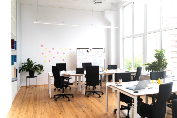 Ambient biznesi me qera 3+1 ne Tirane - 5,000 Euro