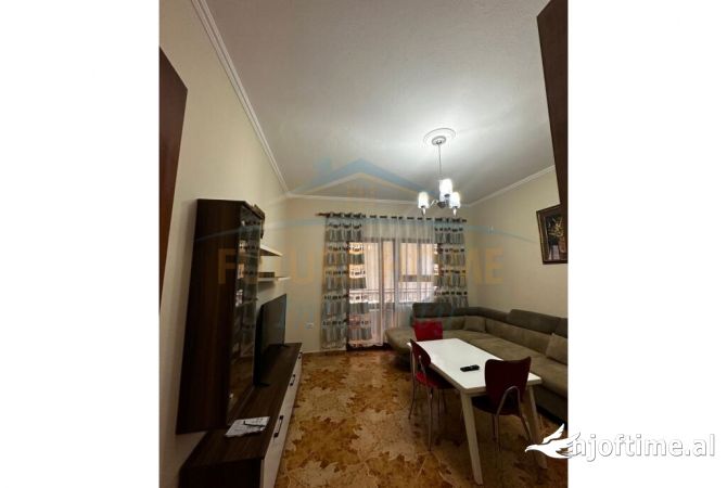 Shtepi me qera 1+1 ne Tirane - 600 Euro