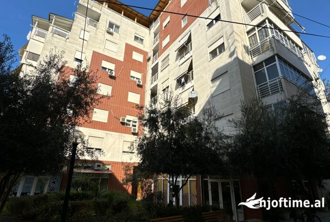 Shtepi ne shitje 2+1 ne Tirane - 150,000 Euro