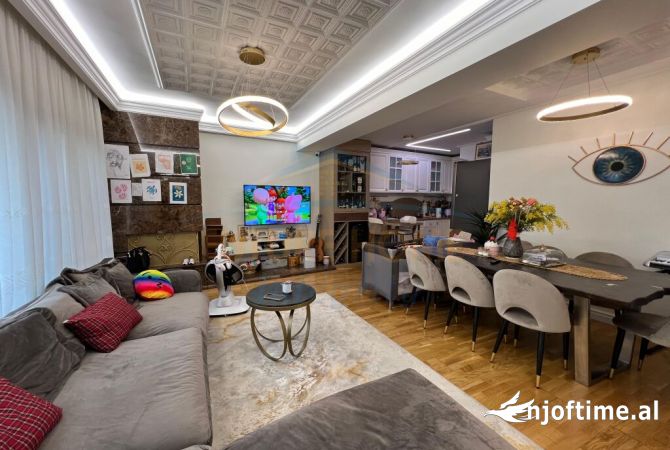 Shtepi ne shitje 3+1 ne Tirane - 340,000 Euro