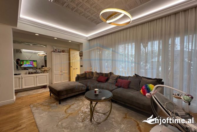 Shtepi ne shitje 3+1 ne Tirane - 340,000 Euro
