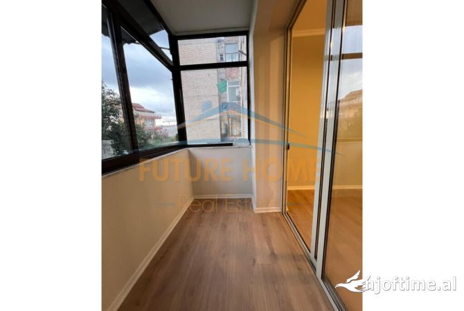 Shtepi ne shitje Apartament ne Tirane, 1+1, Mobilimi Bosh, pa mobiluar, Pagesa 86,000  Euro.