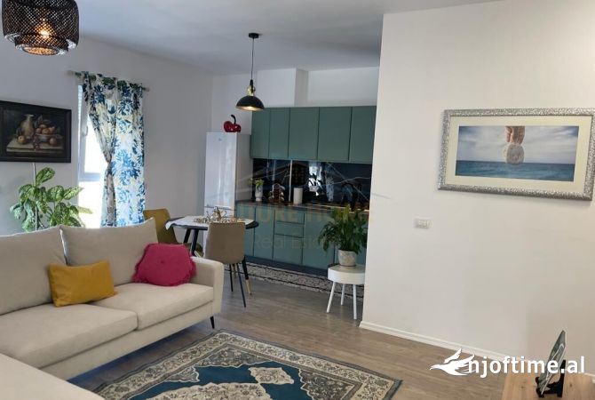 Shtepi ne shitje 2+1 ne Tirane - 105,000 Euro