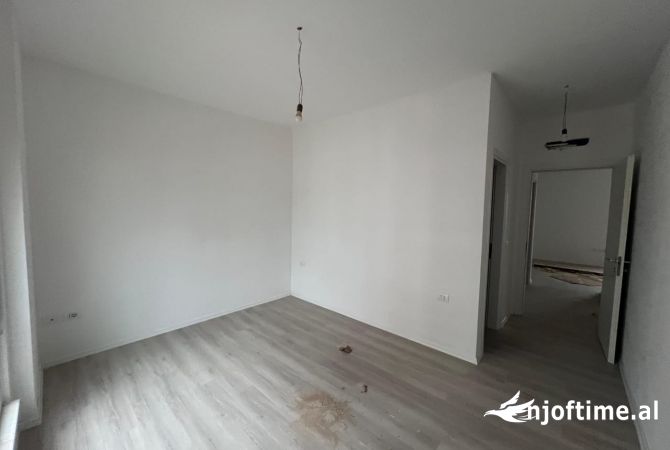 Shtepi ne shitje 2+1 ne Tirane - 150,000 Euro