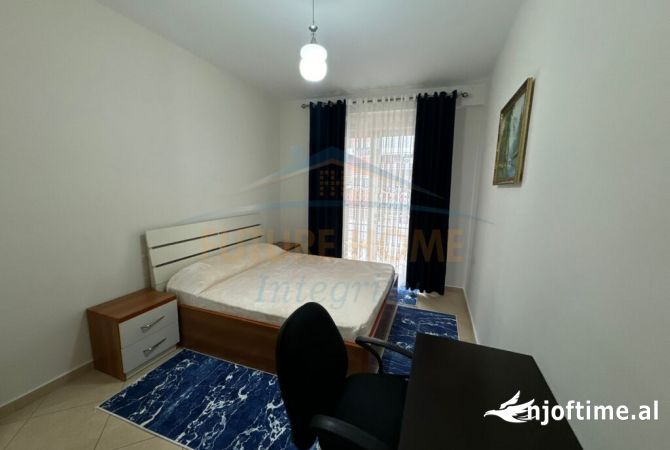 Shtepi me qera Apartament ne Tirane, 1+1, Mobilimi E mobiluar, Pagesa 430  Euro.