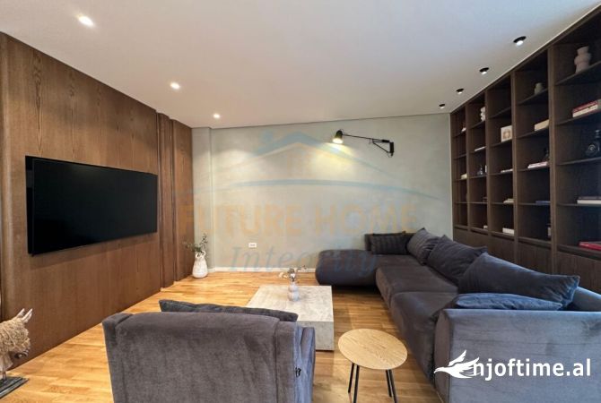 Shtepi ne shitje Apartament ne Tirane, 4+1, Mobilimi E mobiluar, Pagesa 416,000  Euro.