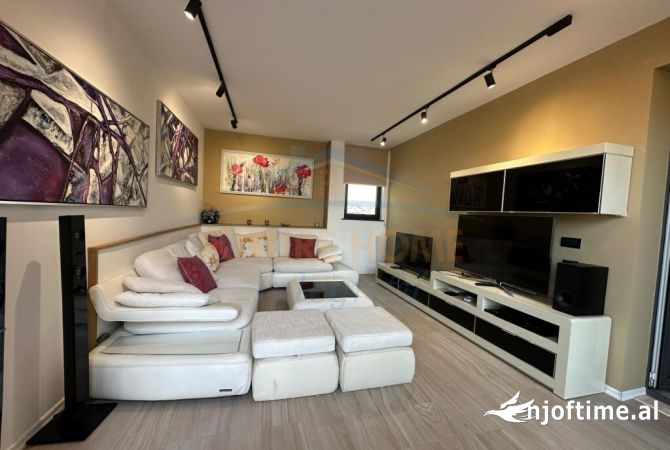 Shtepi ne shitje 3+1 ne Tirane - 230,000 Euro