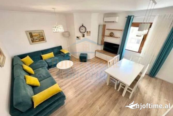 Shtepi me qera Apartament ne Tirane, 1+1, Mobilimi E mobiluar, Pagesa 500  Euro.