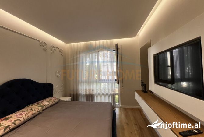 Shtepi ne shitje Apartament ne Durres, 3+1, Mobilimi E mobiluar, Pagesa 320,000  Euro.
