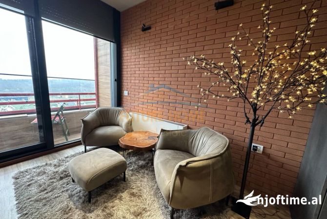 Shtepi me qera 4+1 ne Tirane - 3,000 Euro
