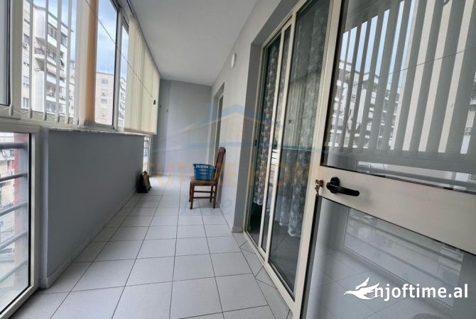 Shtepi me qera 2+1 ne Tirane - 450 Euro