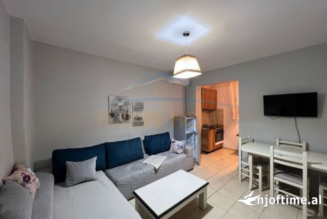 Shtepi me qera Apartament ne Tirane, 1+1, Mobilimi E mobiluar, Pagesa 350  Euro.
