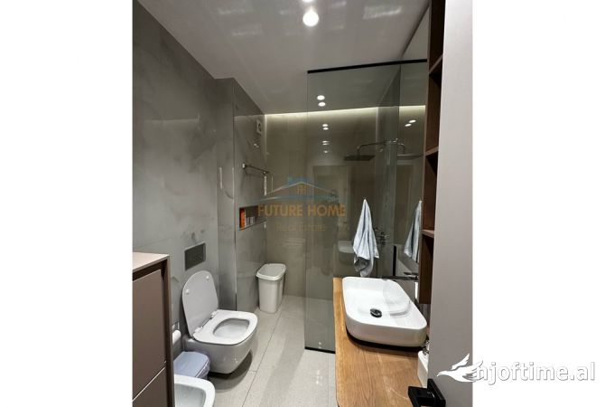 Shtepi me qera Apartament ne Tirane, 2+1, Mobilimi E mobiluar, Pagesa 900  Euro.