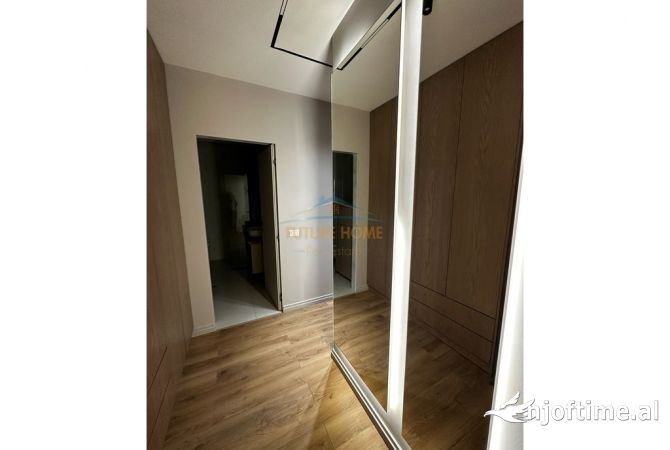 Shtepi me qera Apartament ne Tirane, 2+1, Mobilimi E mobiluar, Pagesa 900  Euro.