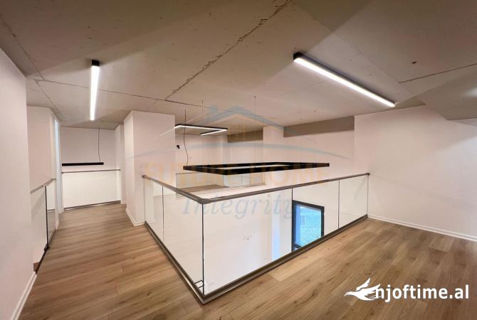 Shtepi me qera 2+1 ne Tirane - 800 Euro