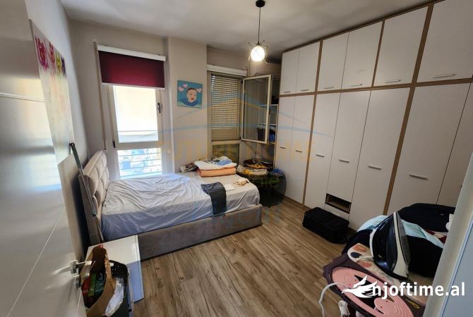 Shtepi ne shitje 2+1 ne Tirane - 180,000 Euro