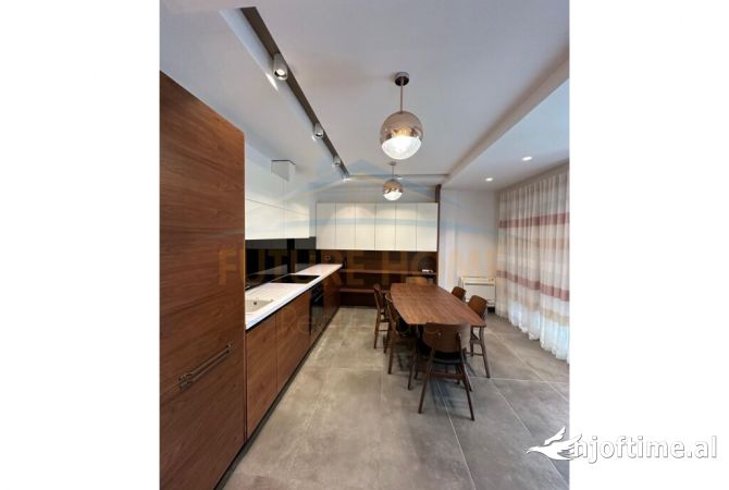 Shtepi ne shitje 2+1 ne Durres - 550,000 Euro