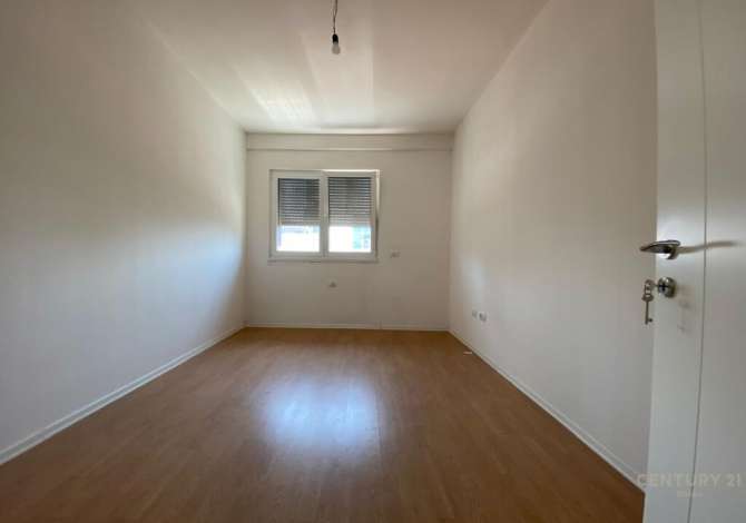 Ambient biznesi me qera 3+1 ne Tirane - 700 Euro