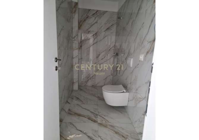 JEPET ME QERA AMBJENT PER ZYRA TEK LAKE VIEW + POST PARKIMI