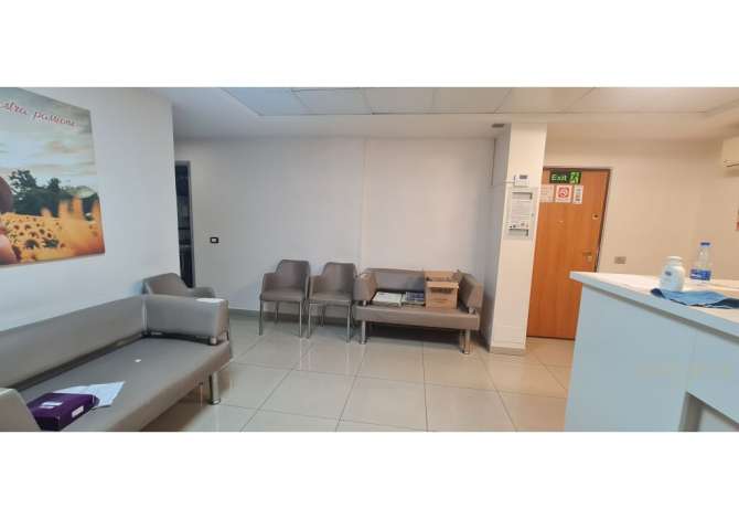 Ambient biznesi me qera 3+1 ne Tirane - 1,300 Euro