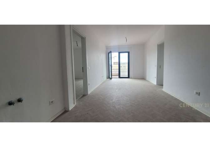 Ambient biznesi me qera 3+1 ne Tirane - 1,400 Euro