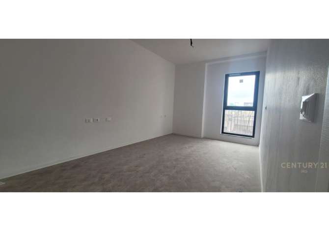 Ambient biznesi me qera 3+1 ne Tirane - 1,400 Euro