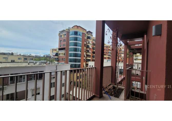 AMBJENT ZYRE PER QIRA TE GARDEN BUILDING!